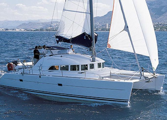 Lagoon 380