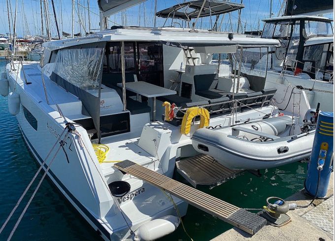 Fountaine Pajot Astrea 42