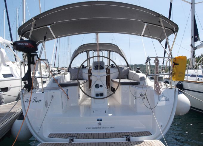 Bavaria Cruiser 33