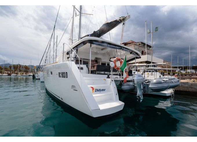 Lagoon 450 F