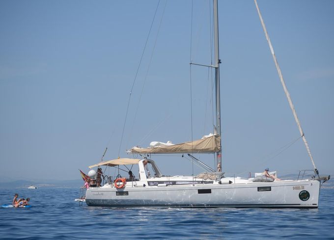 Bénéteau Oceanis 48
