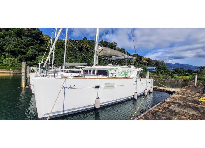 Lagoon 450 F