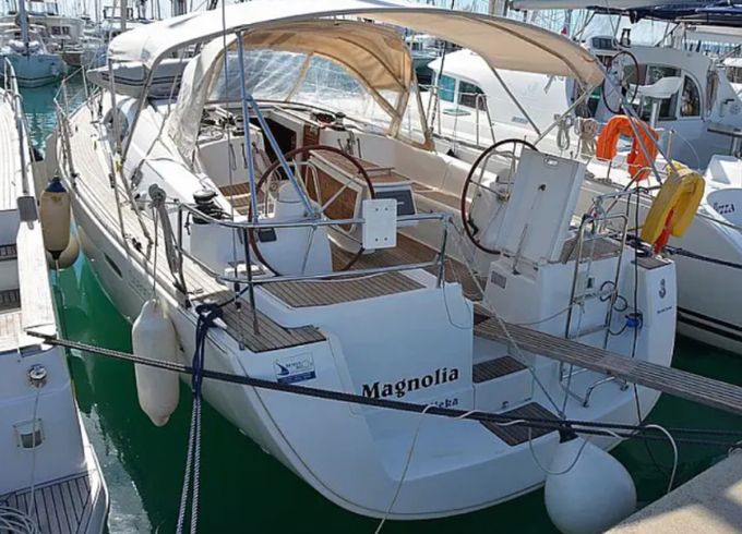 Bénéteau Oceanis 43