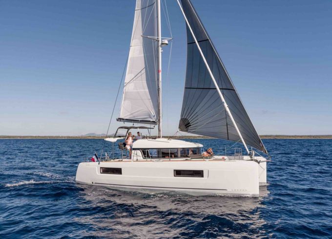 Lagoon 40