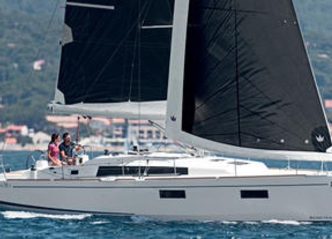 4 OCEANIS 38.1