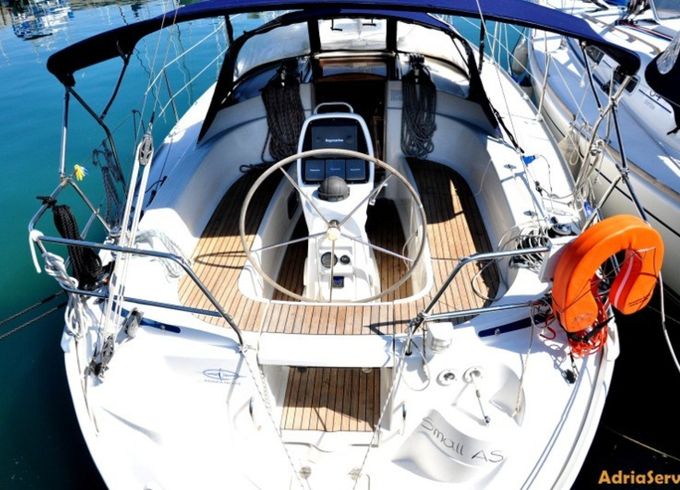 Bavaria 33 Cruiser