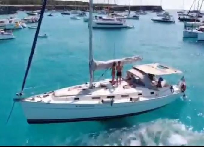 Bénéteau Cyclades 43.3