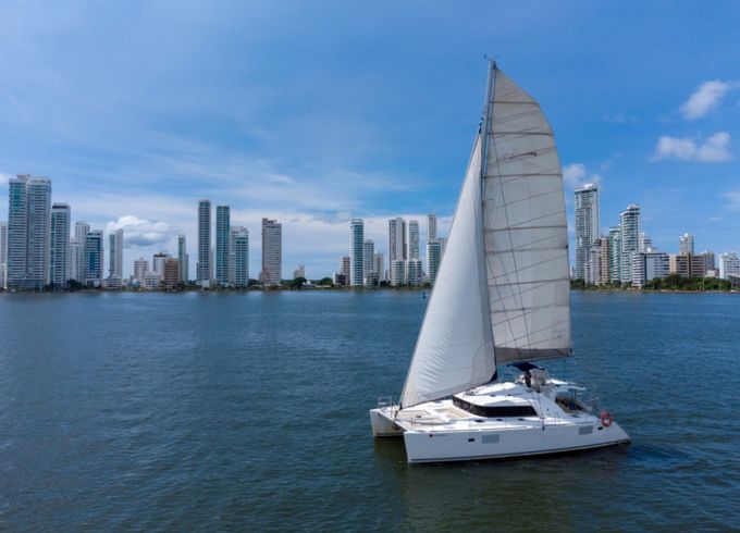 Lagoon 44