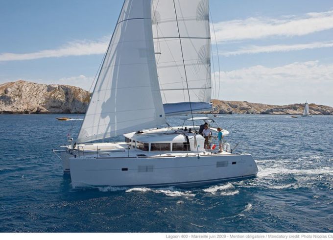Lagoon 400 S2