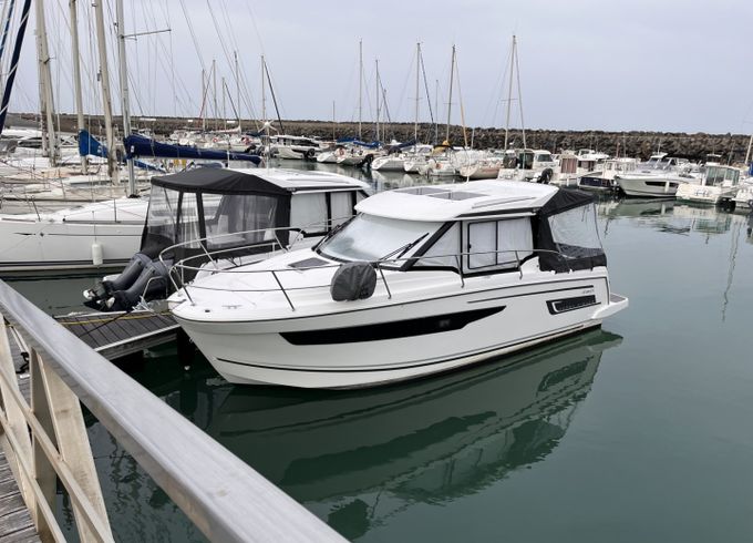 Jeanneau Merry Fisher 895