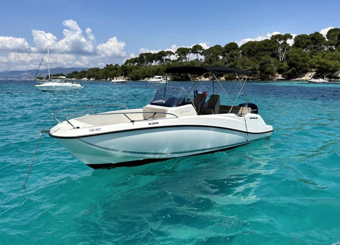 Quicksilver Activ 605 Open