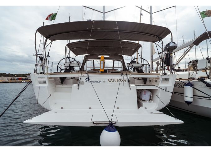 Dufour 530