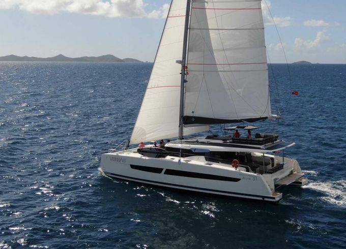 Fountaine Pajot Aura 51