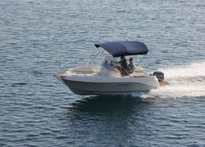 Quicksilver 525 Commander