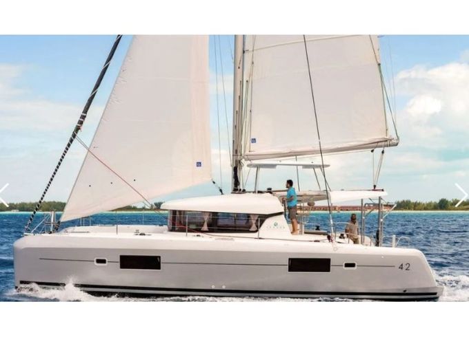 Lagoon 42