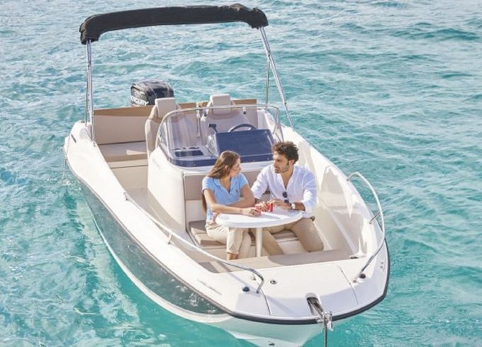 Quicksilver Activ 605 Open