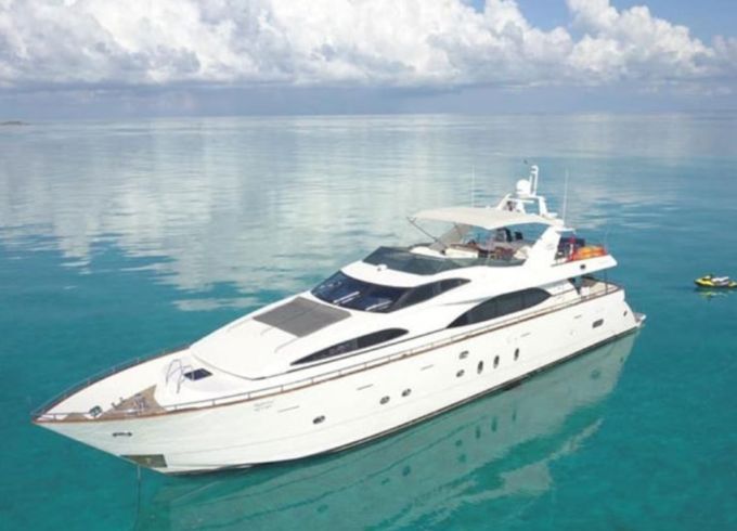 Azimut 100