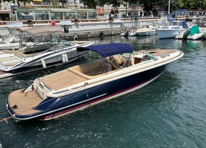 Chris Craft Corsair 25