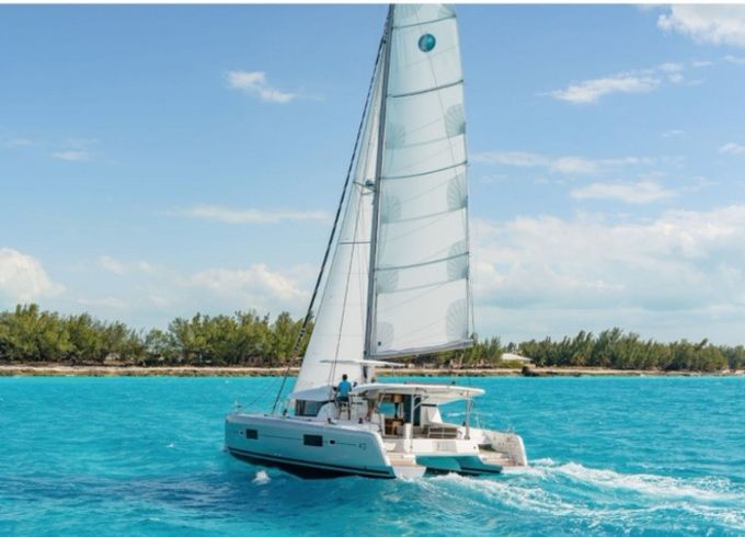 Lagoon 42
