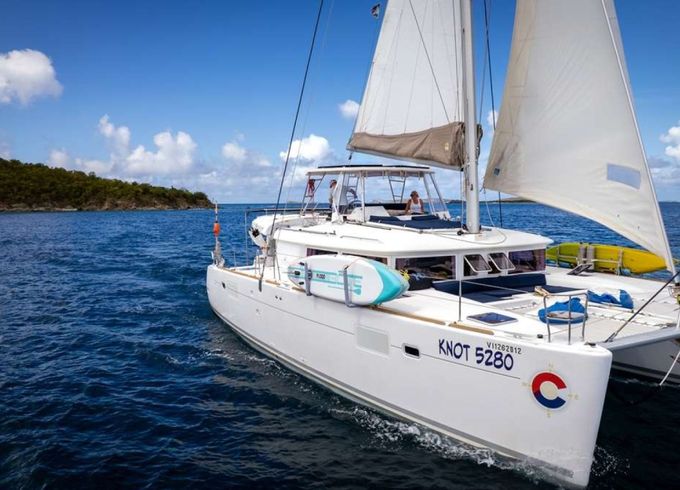Lagoon KNOT 5280