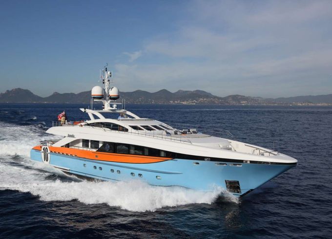 Heesen AURELIA