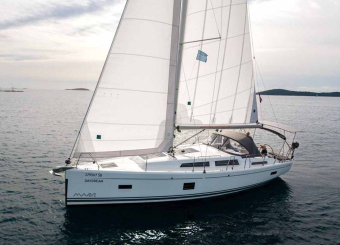 9 Hanse 388