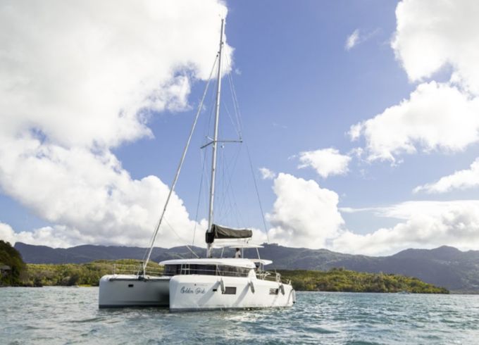 Lagoon 42
