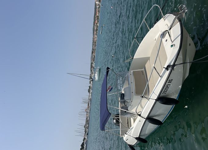 Quicksilver Activ 675 Open