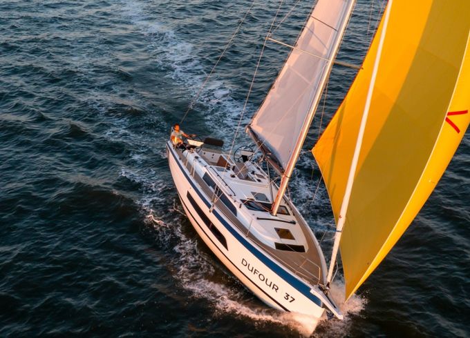 Dufour 37