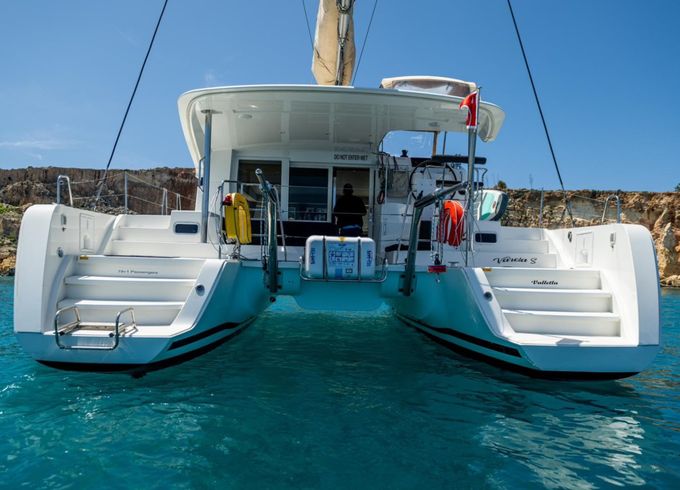 Lagoon 39