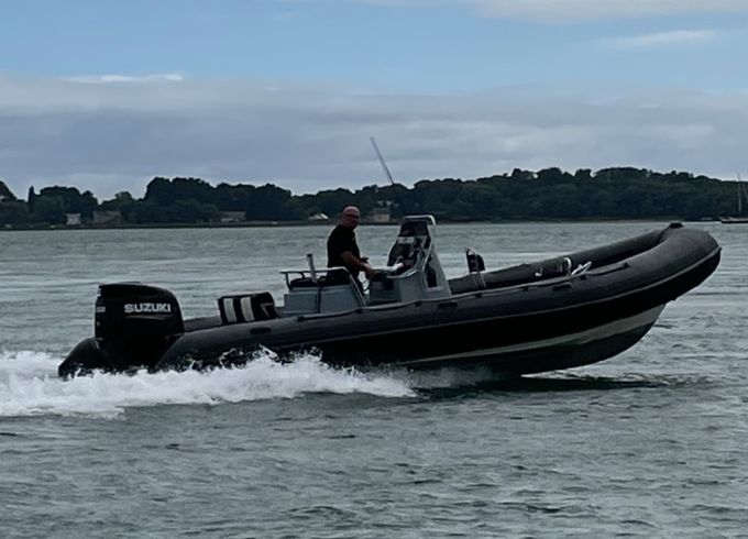 Valiant DR 750 Fishing