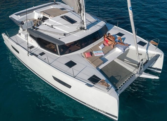 Fountaine Pajot Astrea 42