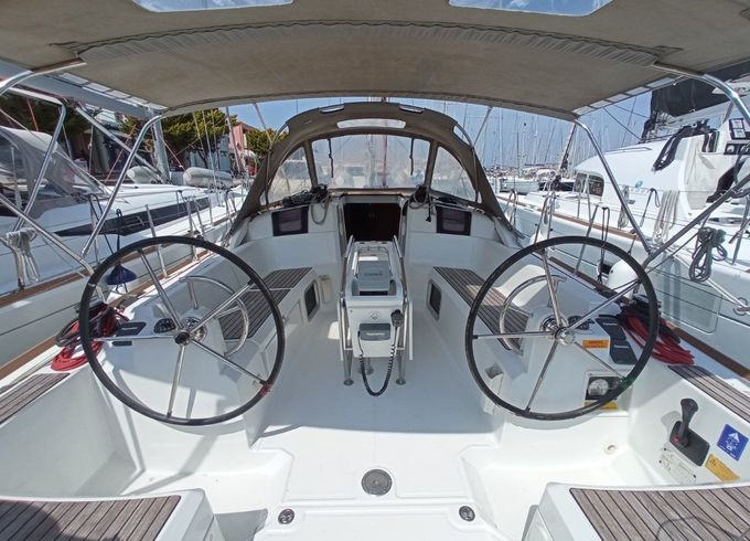 Jeanneau Sun Odyssey 379 (3 cab.)