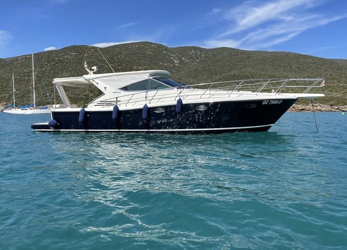 Uniesse 42 open