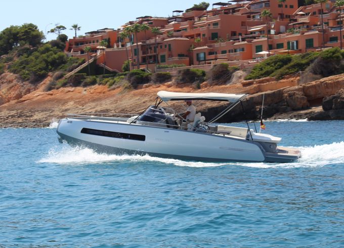 Invictus 280 GT