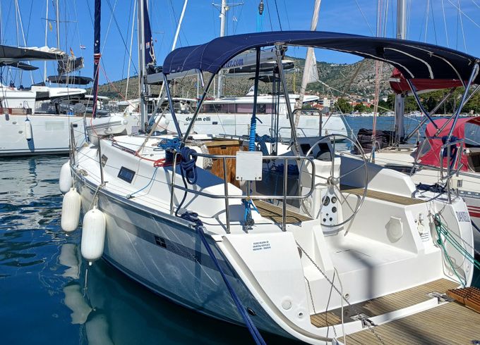 Bavaria Cruiser 32