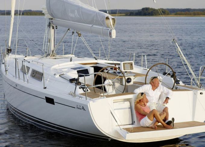 Hanse 385