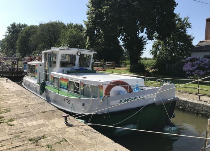 Locaboat Penichette 930