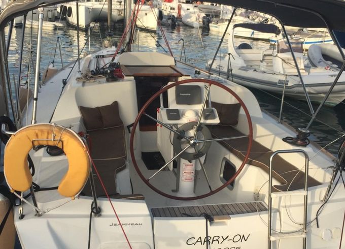 Jeanneau Sun Odyssey 33i