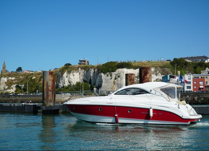 Bénéteau Monte Carlo 37