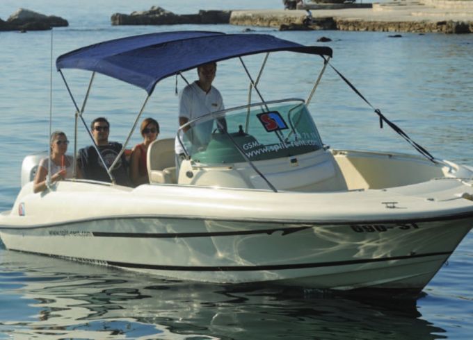 Jeanneau Cap Camarat 715 Open