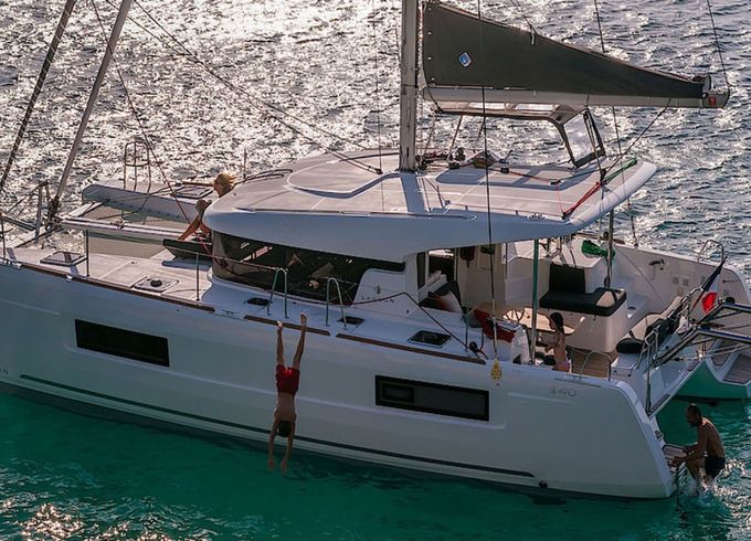 Lagoon 40