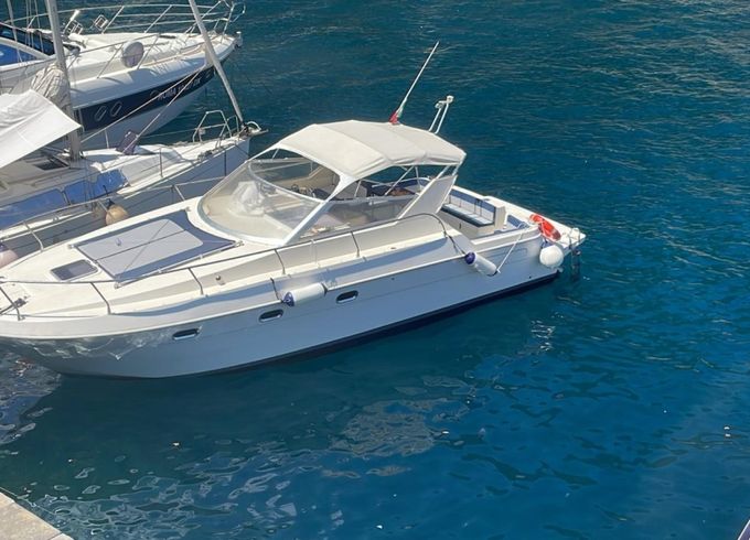 Mochi Craft Moki craft 33 Sedan