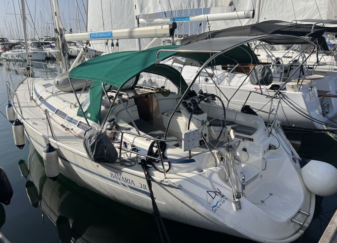 Bavaria 38