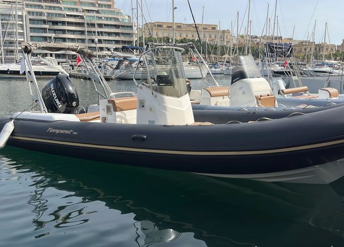 Capelli Tempest 690