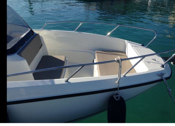 Quicksilver Activ 675 Open
