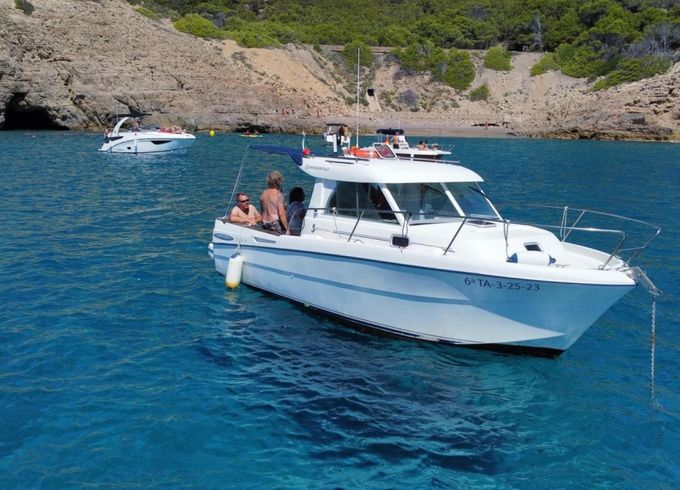 Bénéteau Antares 710