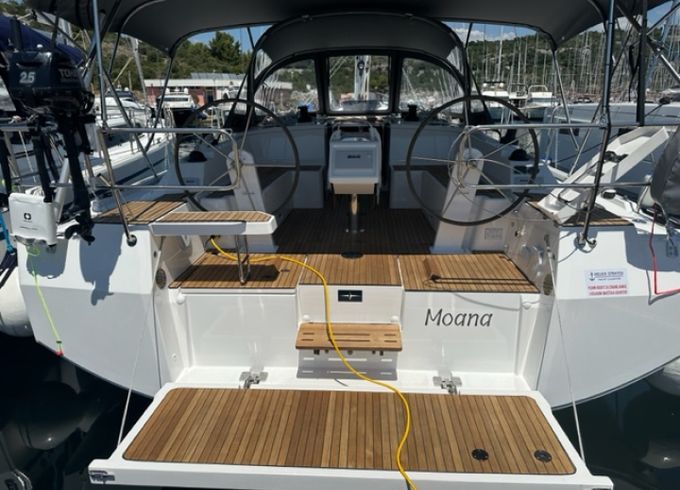 Bavaria C42