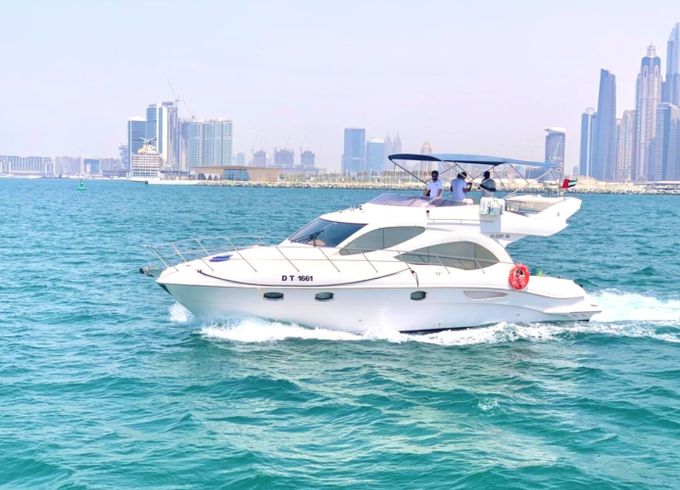 Majesty Yachts 44ft