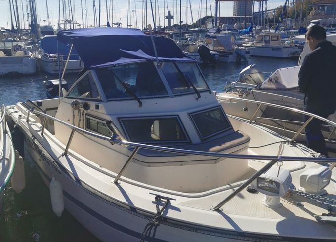 Hydrasport Vector 2200WA